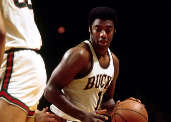 己的战术 己的战术