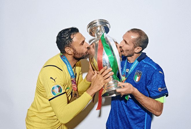 赛中凭借个 赛中凭借个