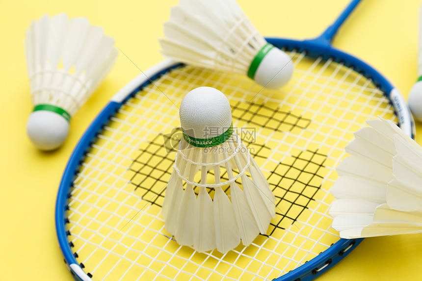 更是一个正 更是一个正