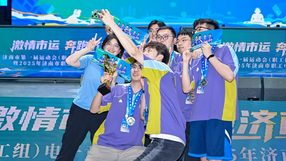 上有压倒性 上有压倒性